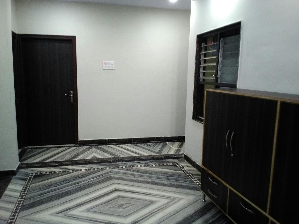 Hotel Gateway Kailash Varanasi Bagian luar foto